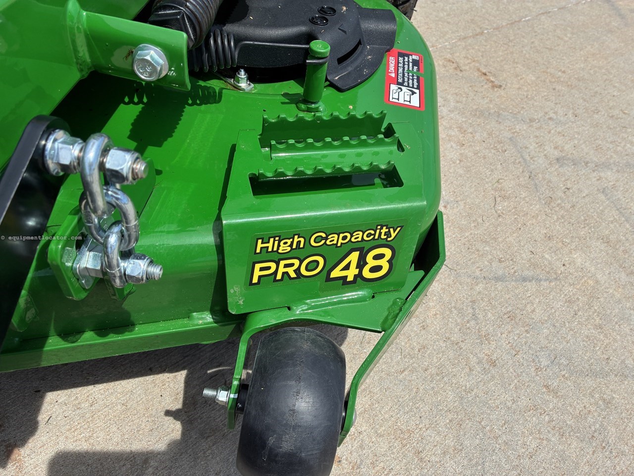 2024 John Deere Z720E Image 11