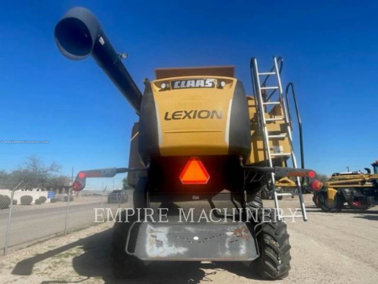 2013 Claas LEXION 740 Image 3