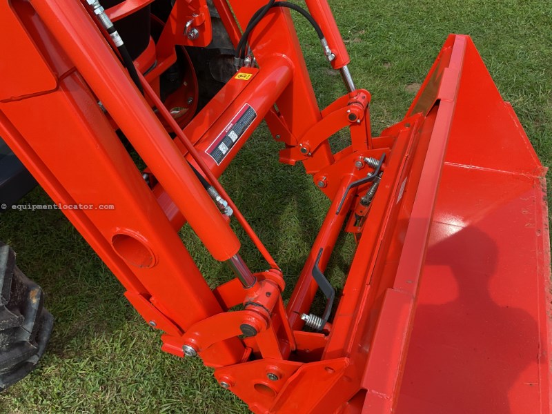 2024 Kubota M4-071HDC12 Image 11