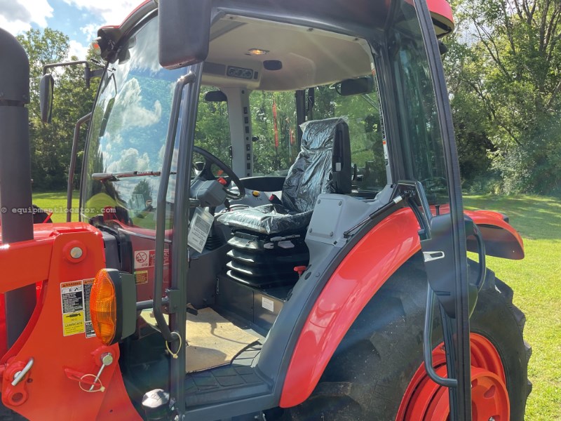 2024 Kubota M4-071HDC12 Image 16