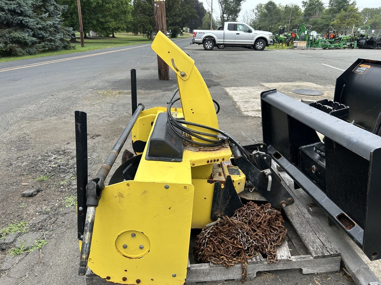 2002 John Deere 4115 Image 10