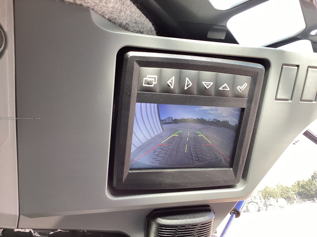 2024 John Deere 331 P Image 10