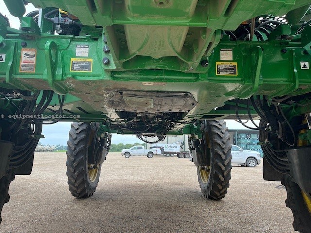 2025 John Deere 600R Image 10