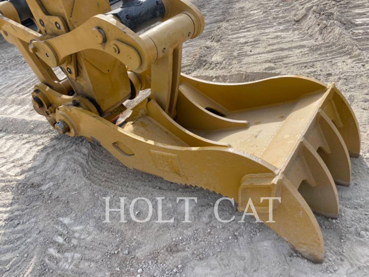 2024 Caterpillar 320 TC Image 10
