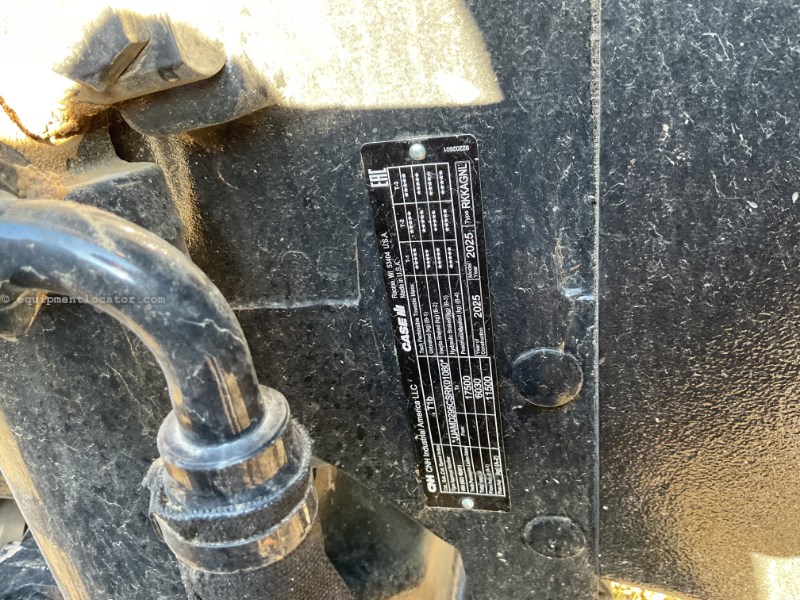 2025 Case IH Magnum 295 Image 18
