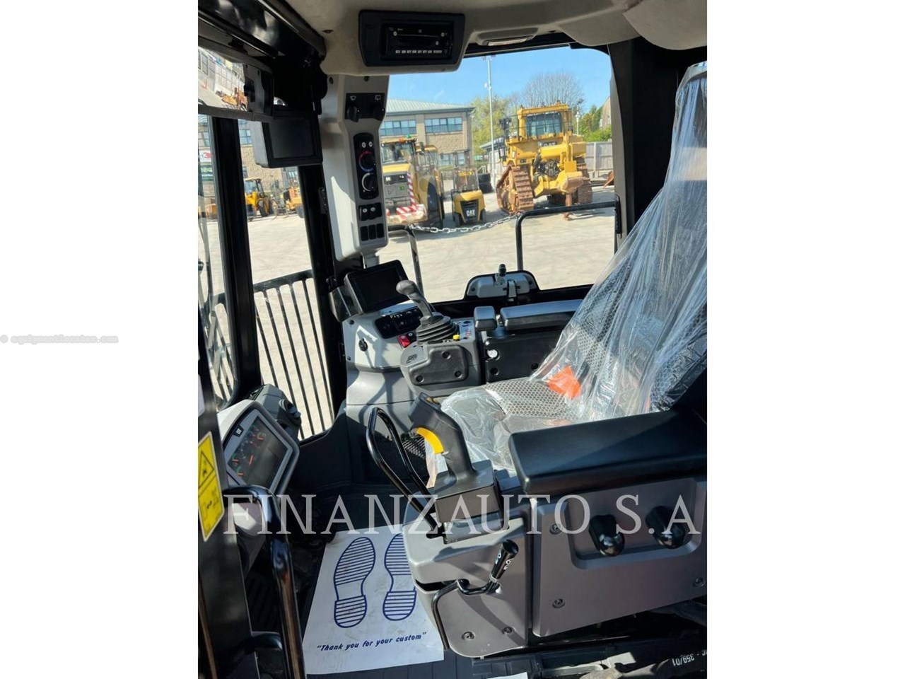 2023 Caterpillar 816K Image 10