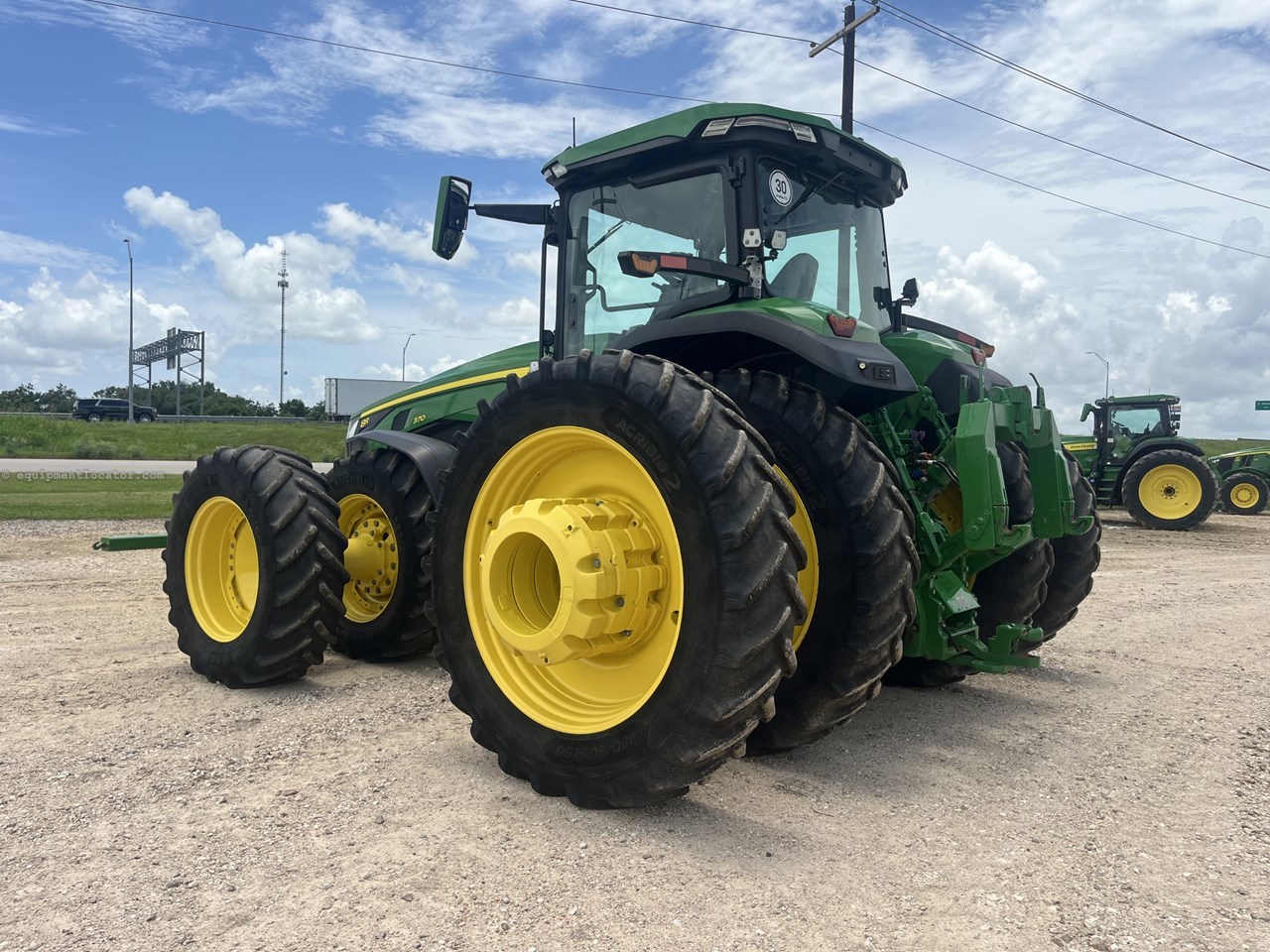 2023 John Deere 8R 370 Image 10