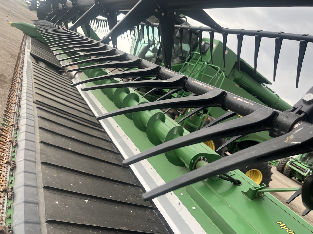 2017 John Deere 645FD Image 10