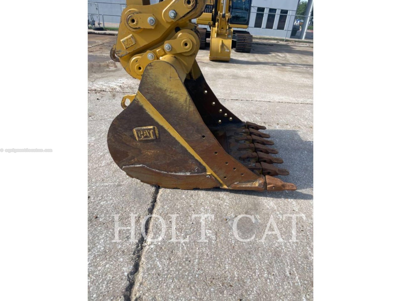 2024 Caterpillar 335 TC Image 10