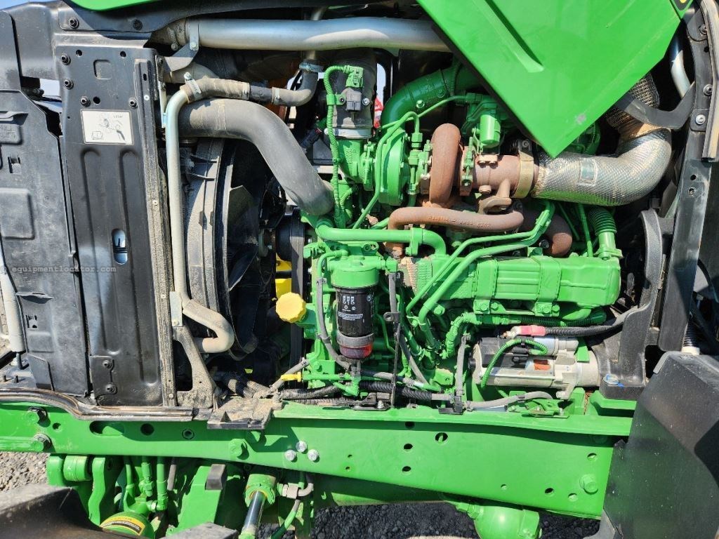2022 John Deere 6120R Image 10