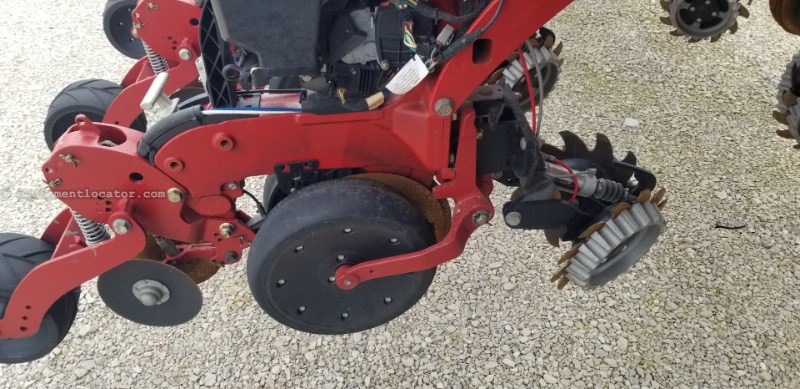 2022 Case IH 2150 Image 10