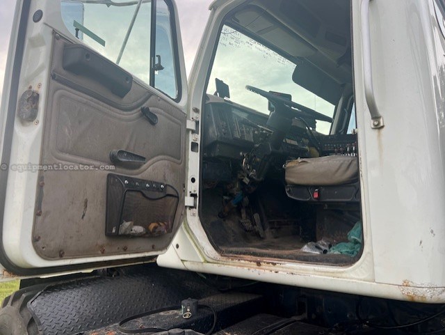 2002 Stahly Image 10