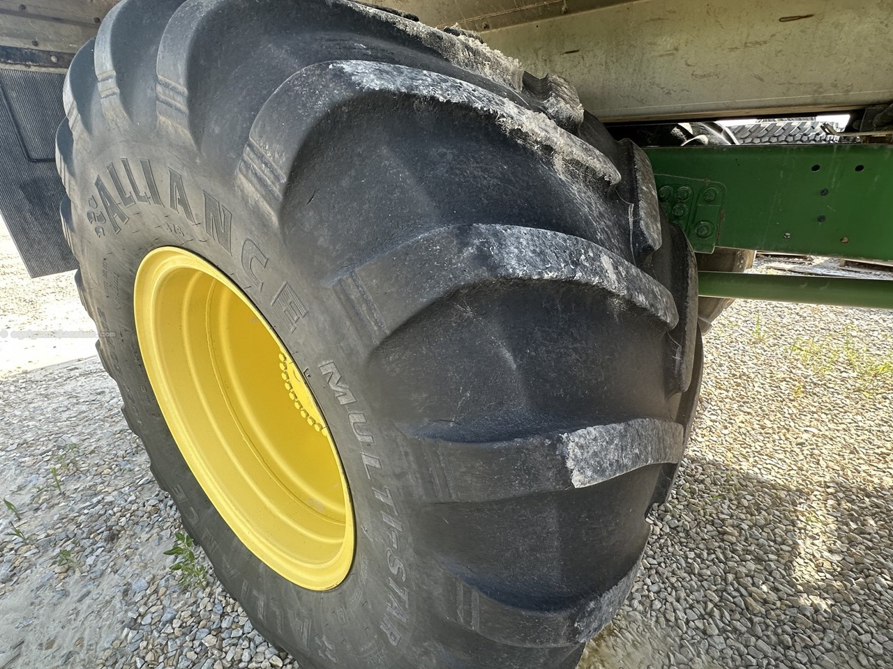 2021 John Deere F4365 Image 10