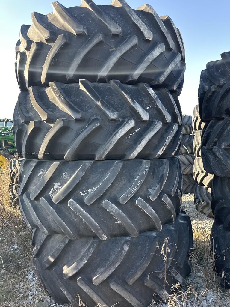 2019 John Deere R4045 Image 10