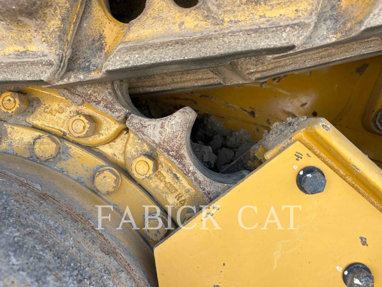 2022 Caterpillar 963-12 Image 17