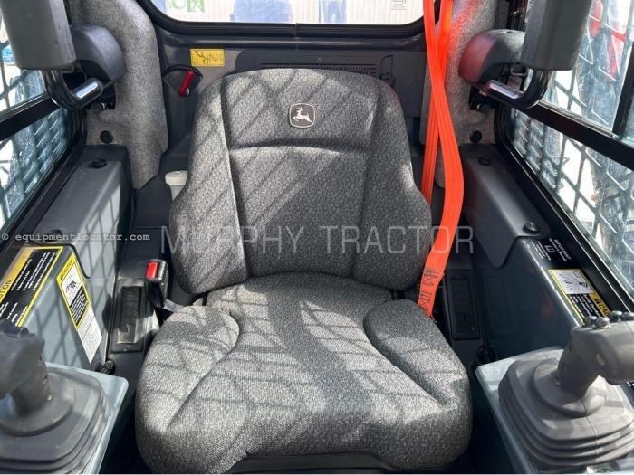 2023 John Deere 333G Image 10