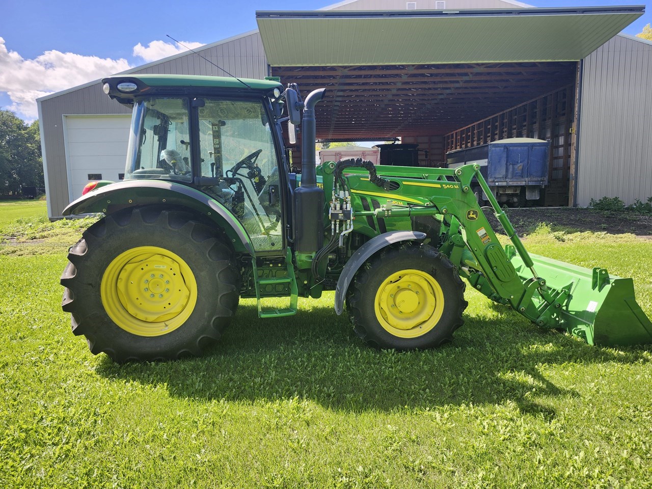 2024 John Deere 5120M Image 10
