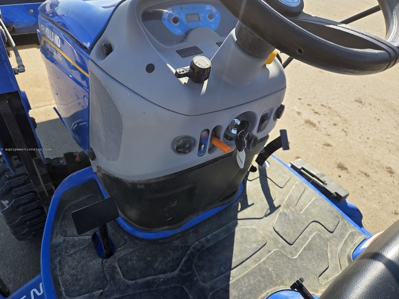 2018 New Holland Workmaster 25S Image 10