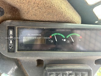 2017 John Deere 331G Image 10