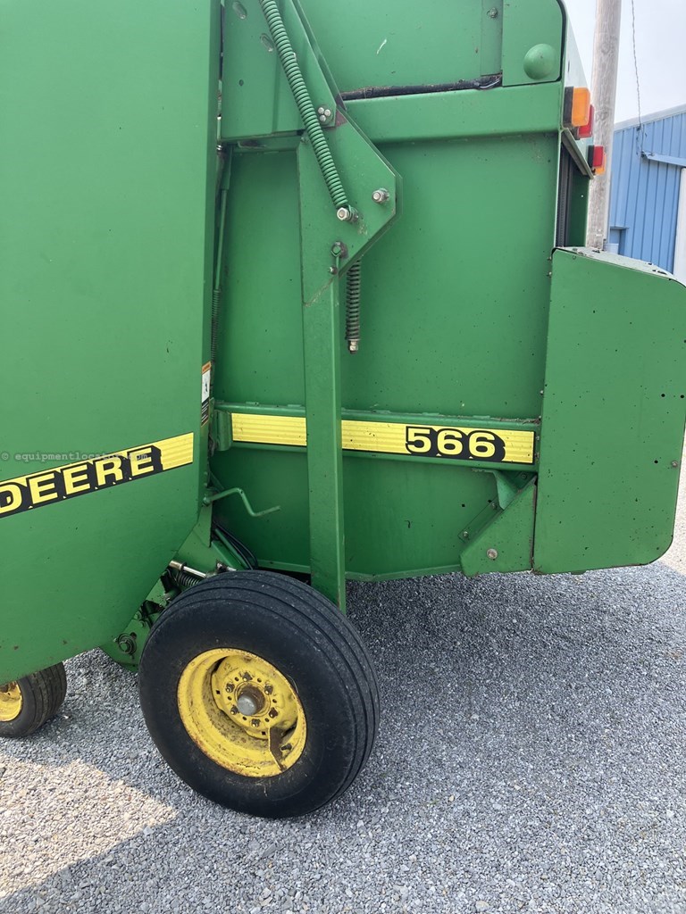 1997 John Deere 566 Image 10
