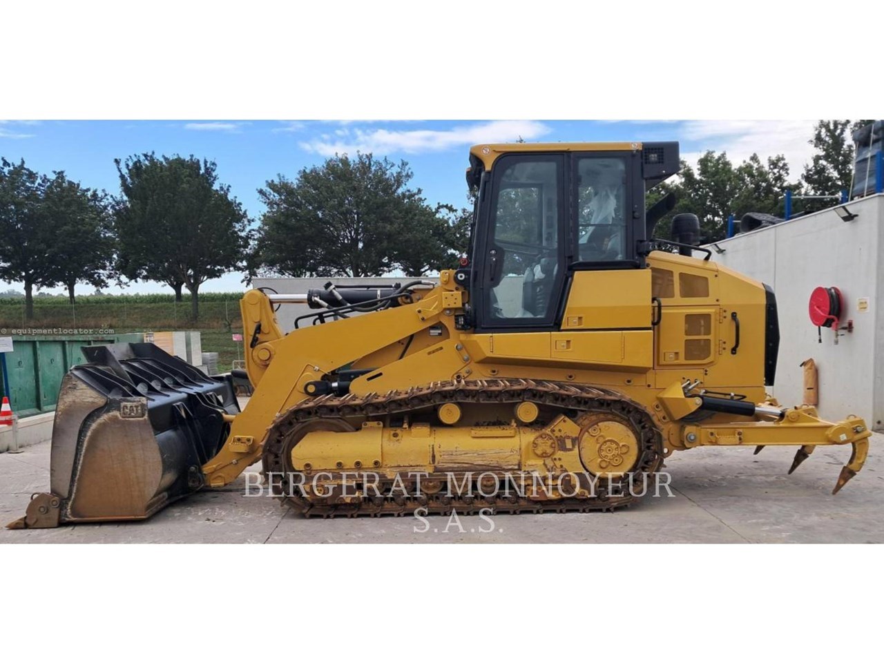 2023 Caterpillar 963 Image 10