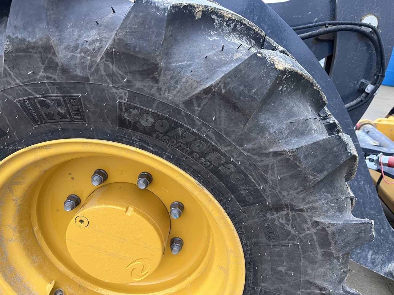 2024 John Deere 204 G Image 10