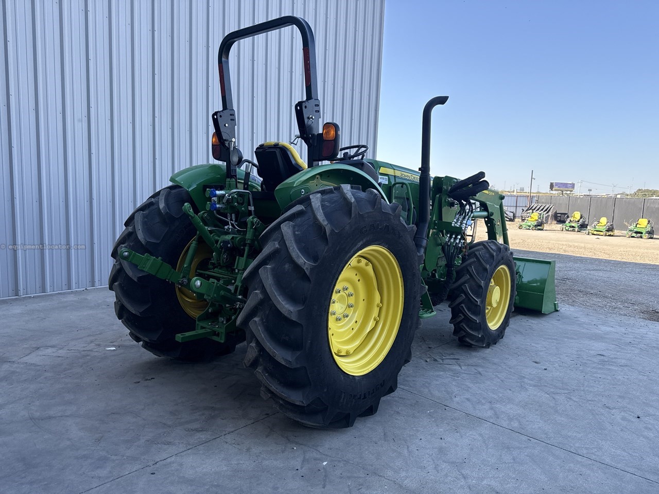 2024 John Deere 5100E Image 10
