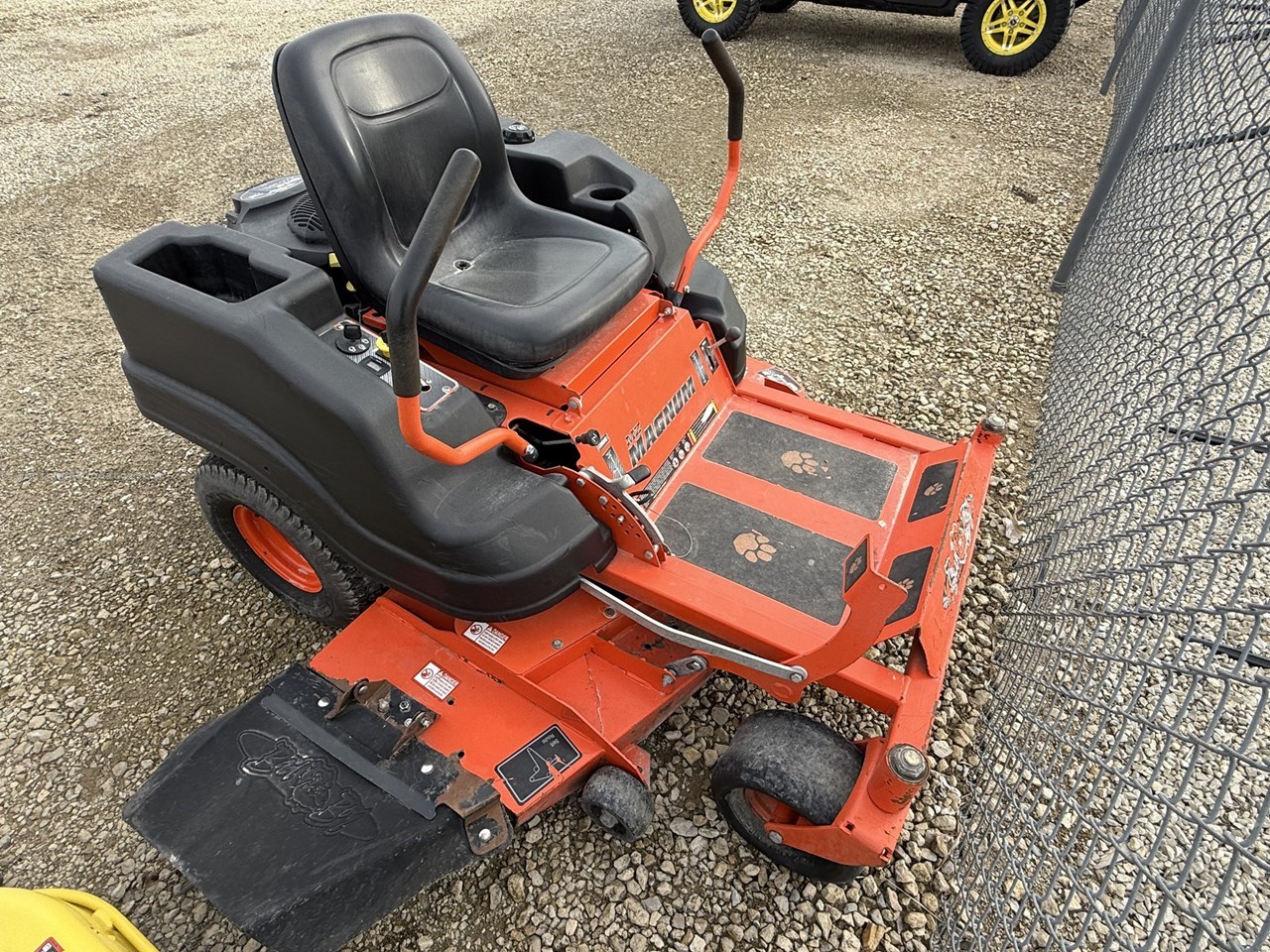 2015 Bad Boy Magnum MZ Image 10