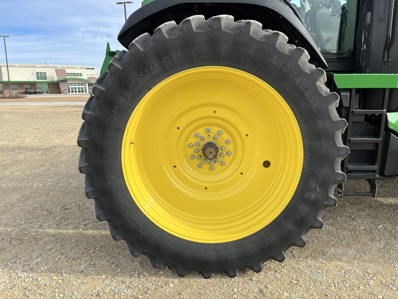 2023 John Deere 8R 310 Image 10