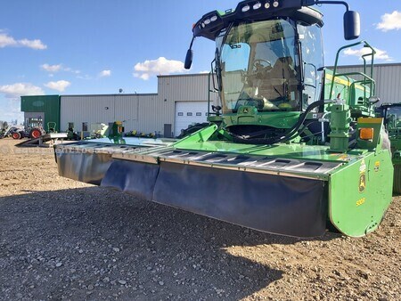 2020 John Deere W235 Image 10