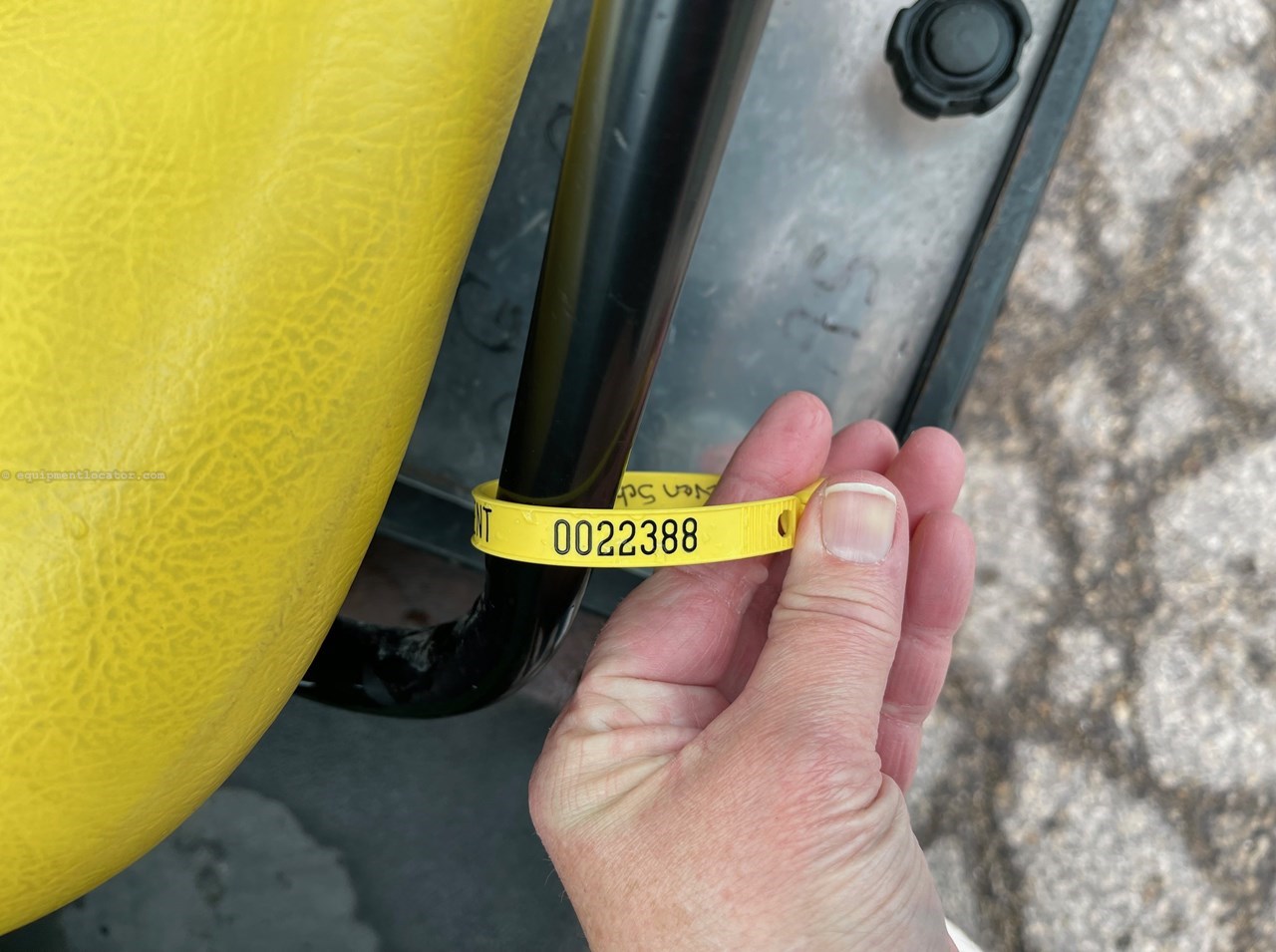 2011 John Deere XUV 825I GREEN Image 10