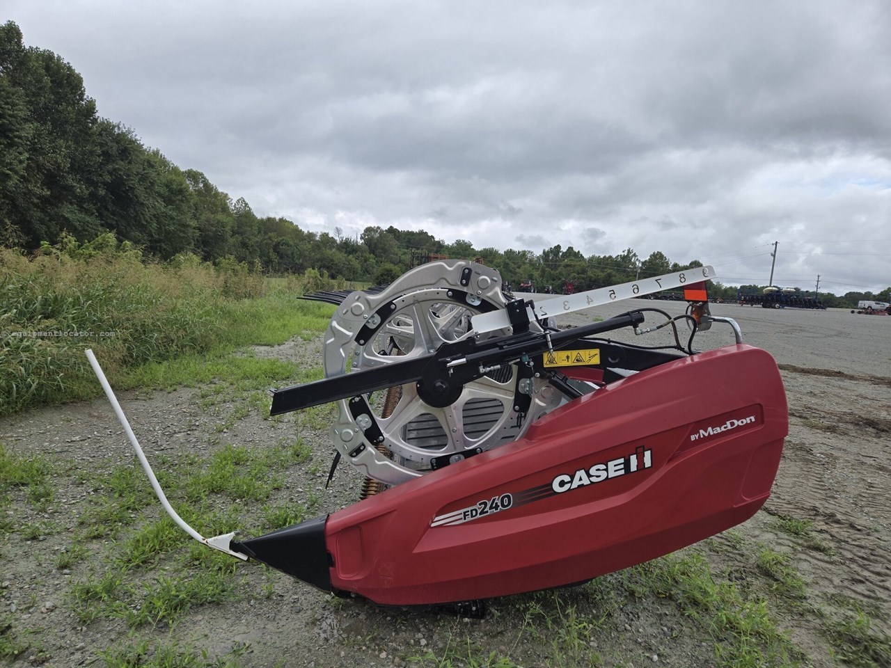 2023 MacDon FD240 Image 10