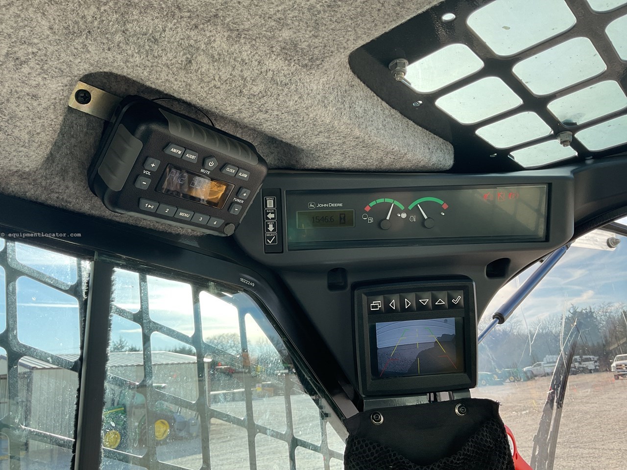 2023 John Deere 333G Image 10