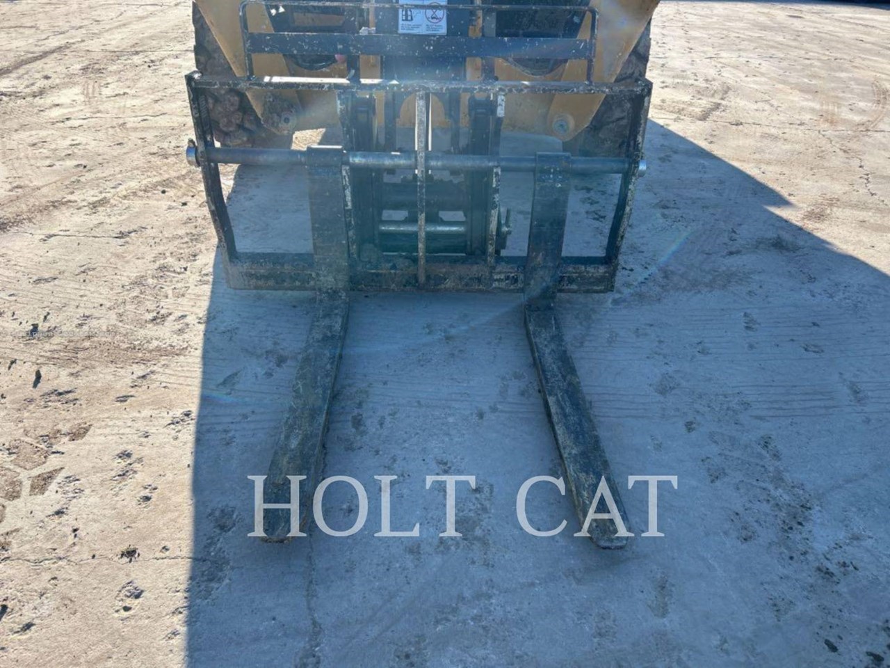 2024 Caterpillar TL943 Image 10