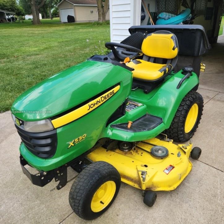 2011 John Deere X530 Image 11