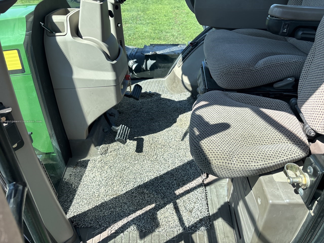 2013 John Deere 9510R Image 32