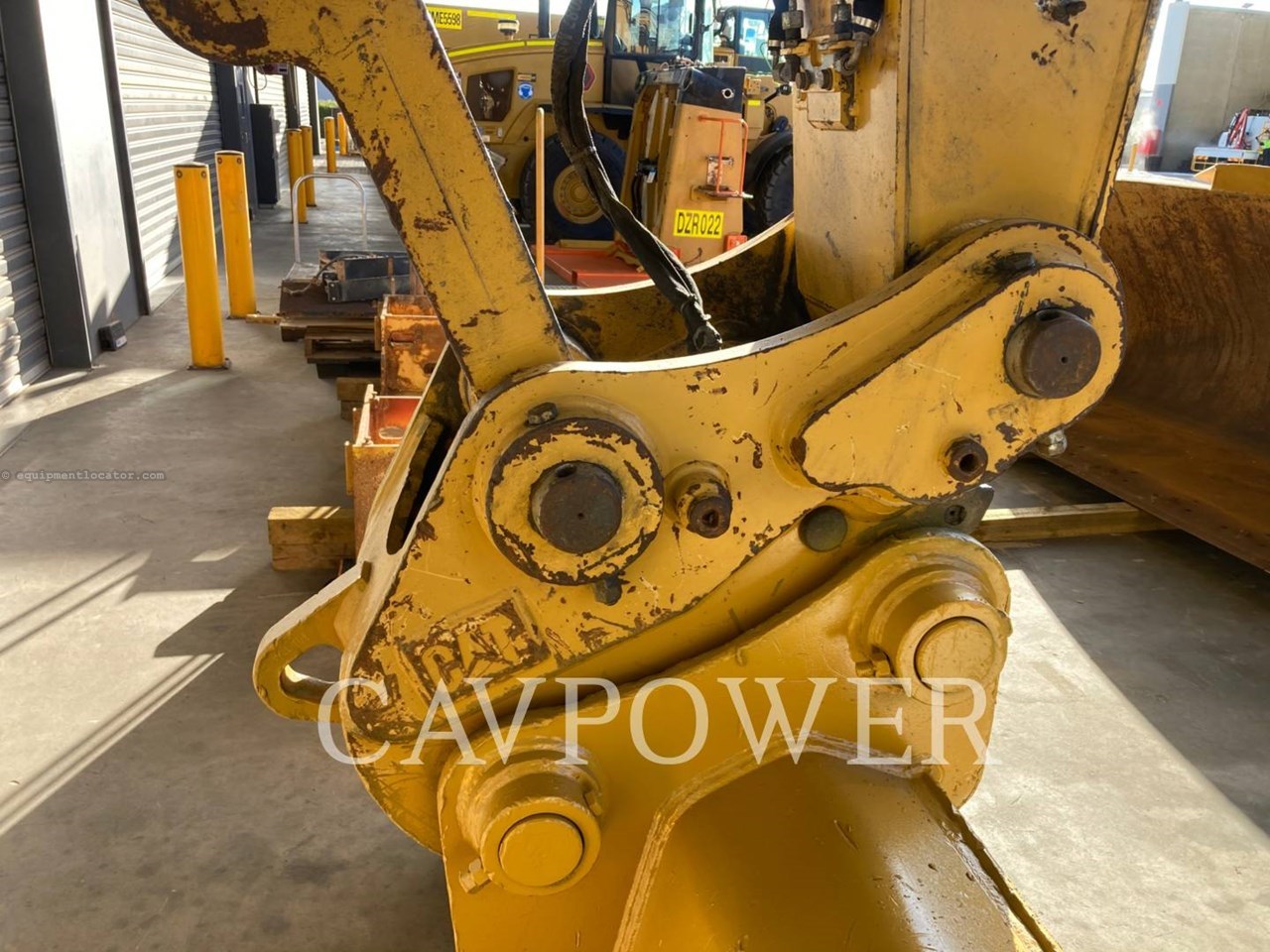 2018 Caterpillar 325FLCR Image 10