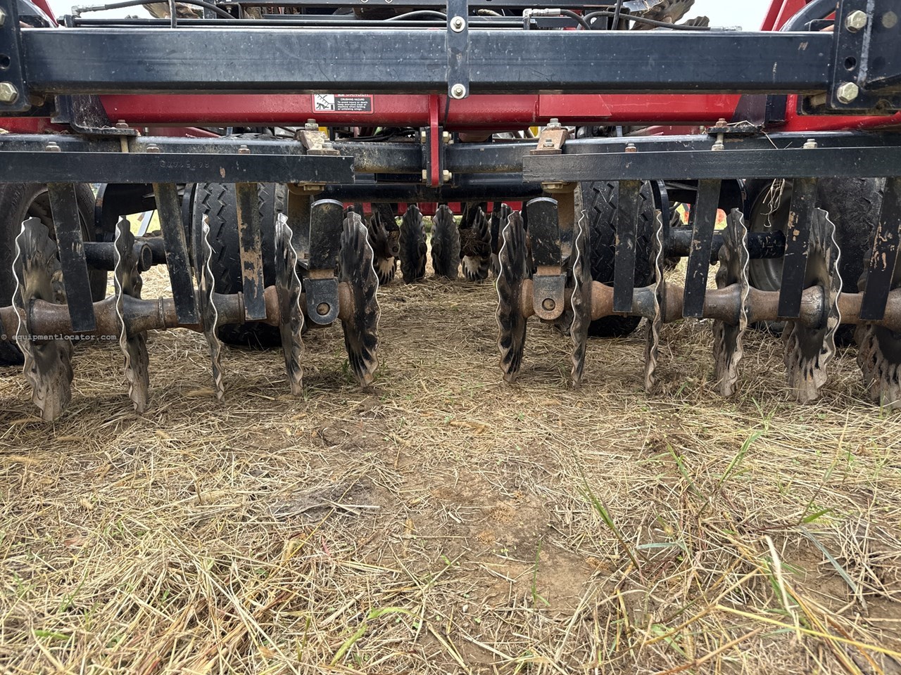 Case IH 330 Image 10