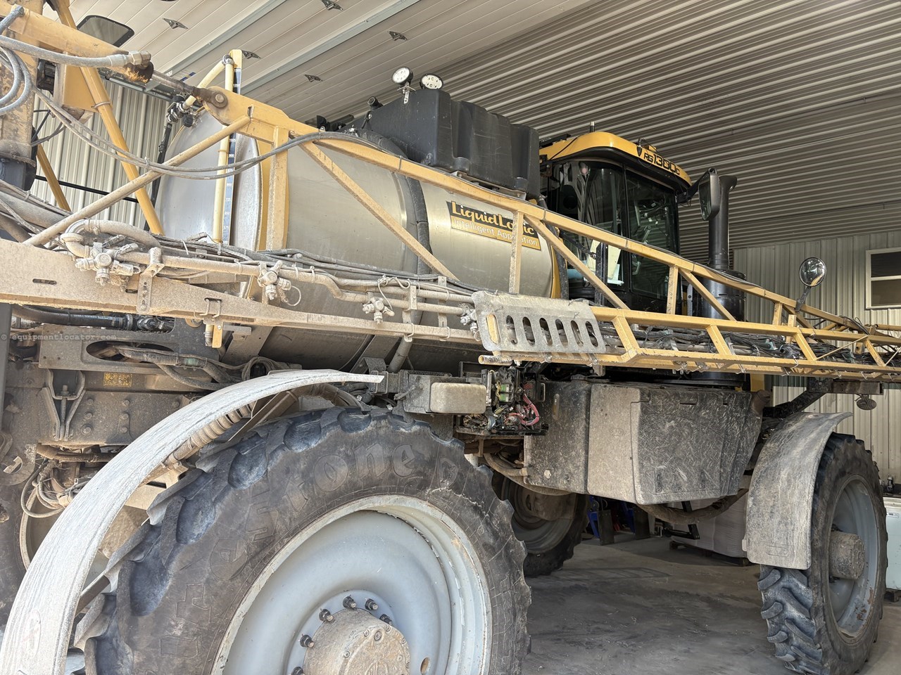 2019 RoGator RG1300C Image 10