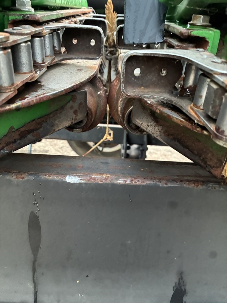 2010 John Deere 608C Image 10