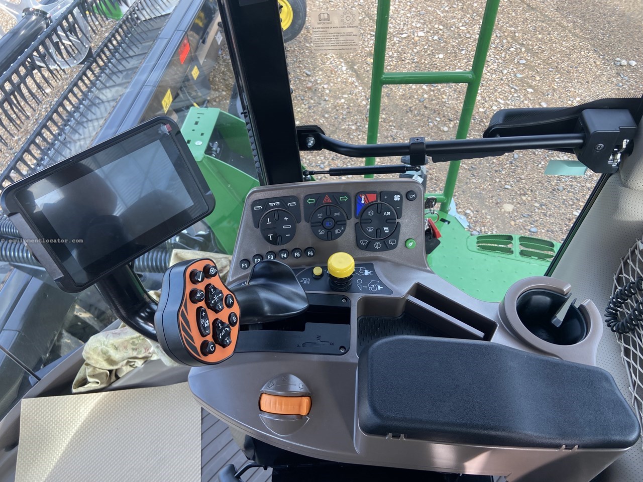 2025 John Deere W170 Image 10