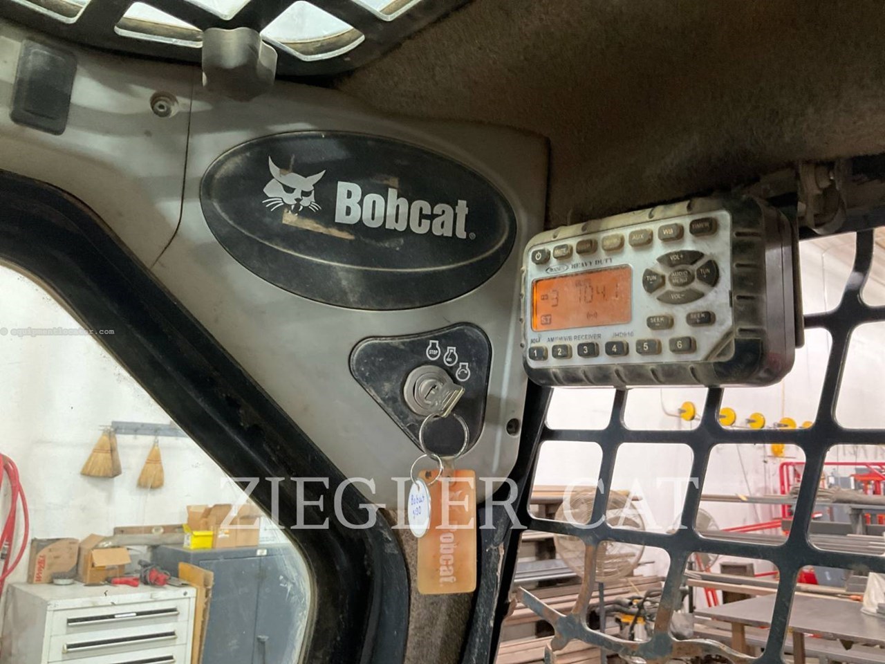 2012 Bobcat S130 Image 10
