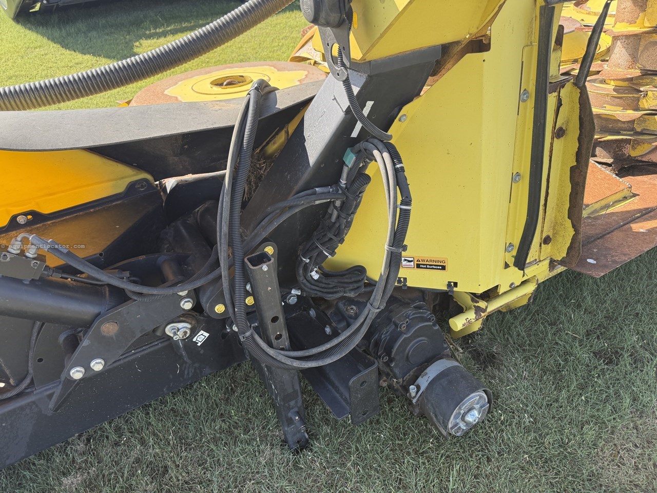 2017 John Deere 770 Image 10