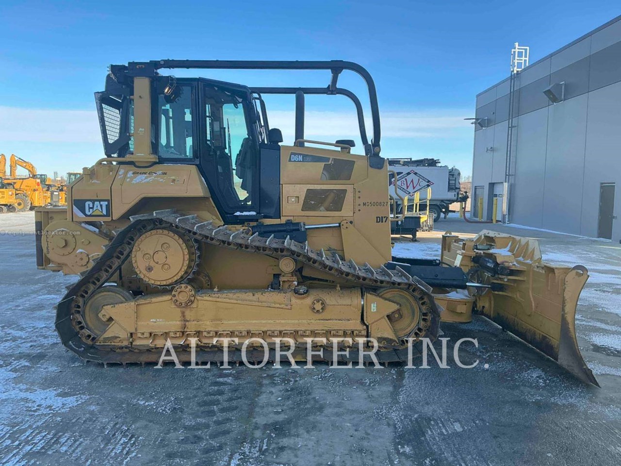 2016 Caterpillar D6NLGP Image 10