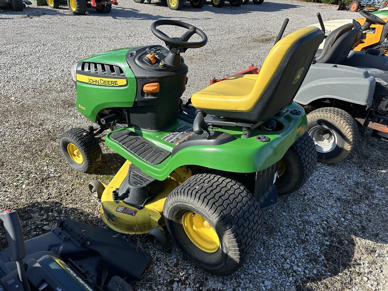 2019 John Deere E140 Image 1