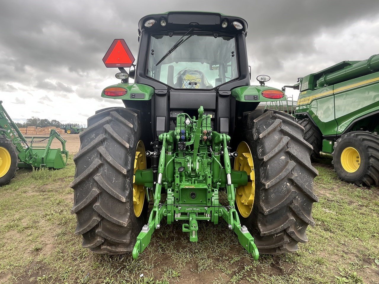 2025 John Deere 6M 155 Image 4