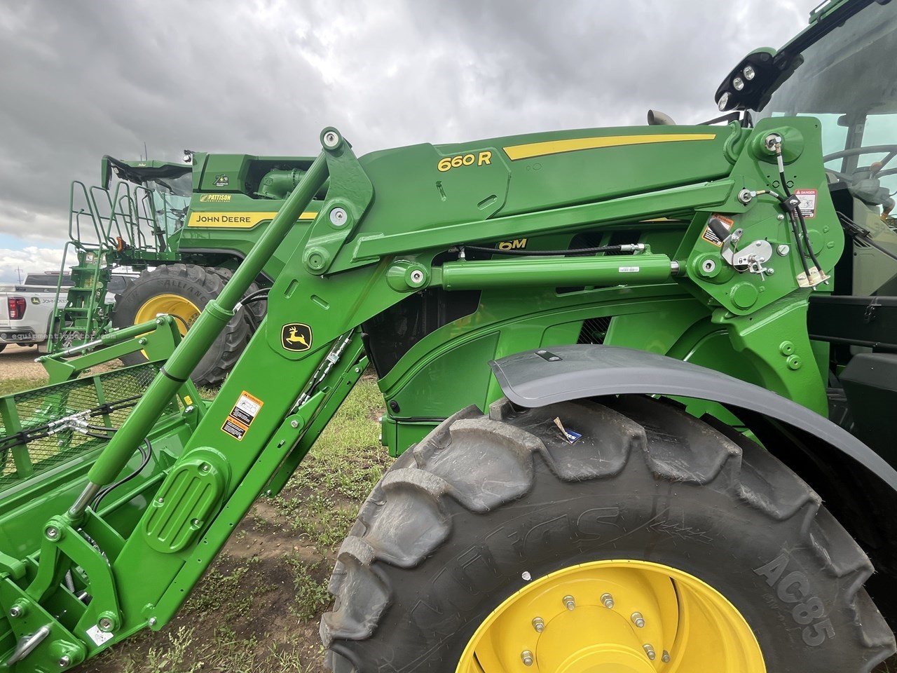 2025 John Deere 6M 155 Image 30