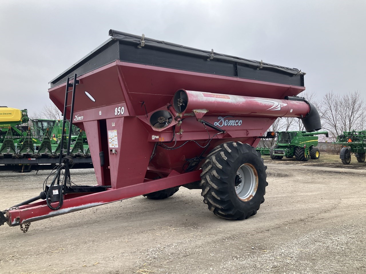 2010 Demco 850 Image 10