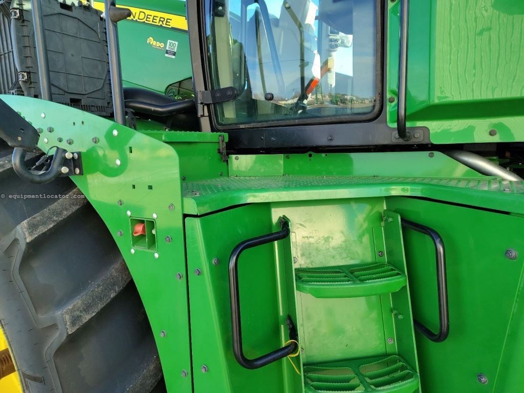 2018 John Deere 9370R Image 10