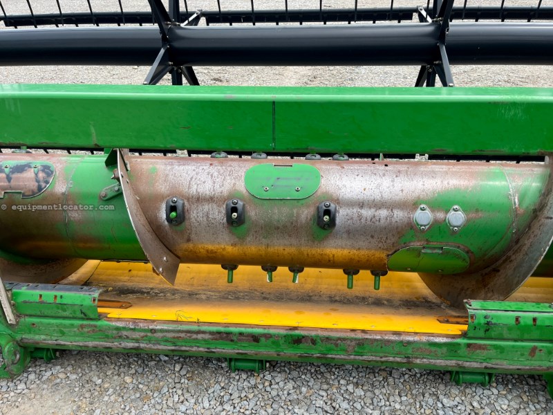 2004 John Deere 625F Image 10